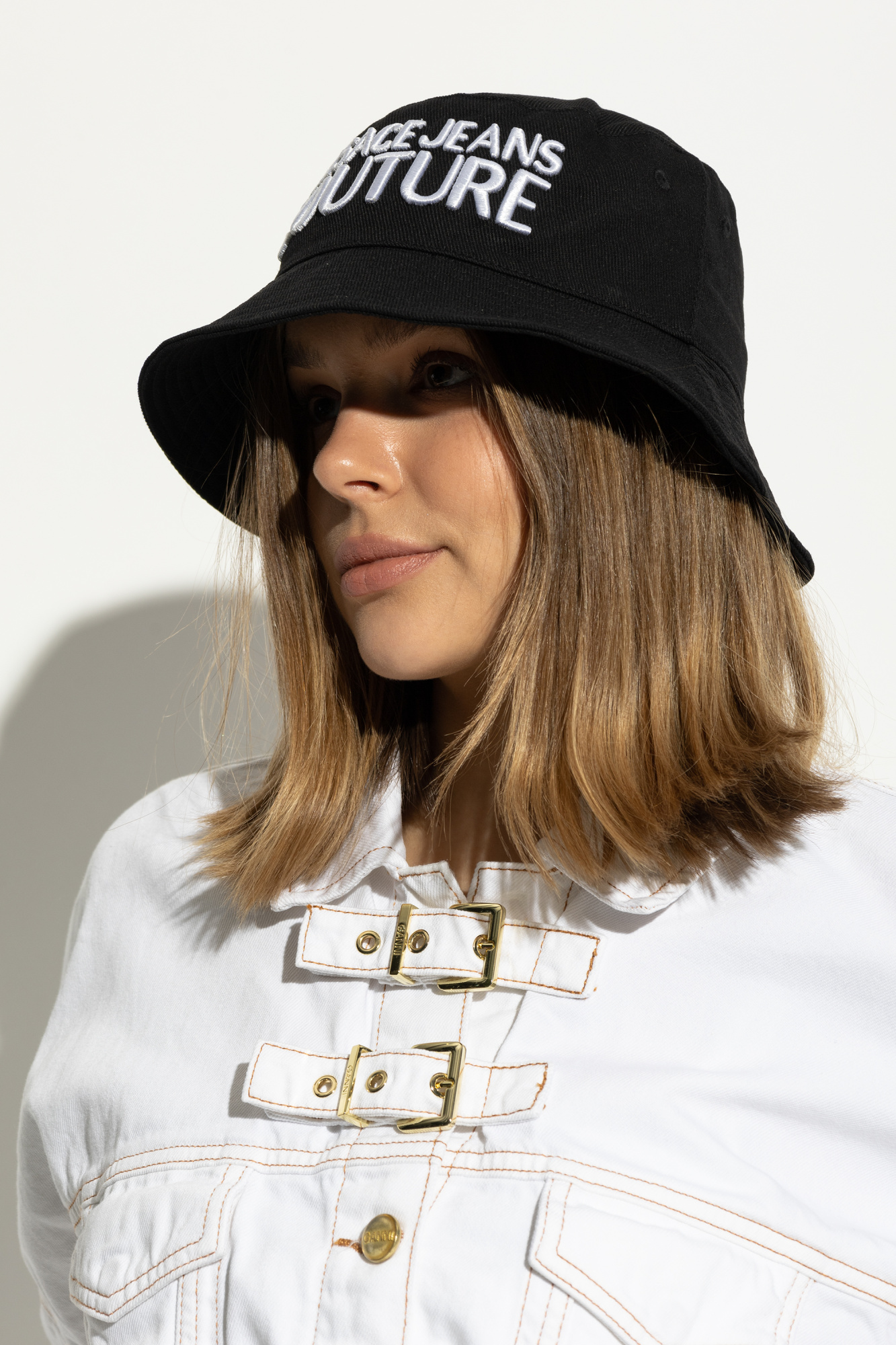 Black Hat with embroidered logo Versace Jeans Couture